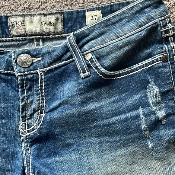 BKE Stella Blue‎ Denim Cutoff Distressed Shorts - Picture 2 of 7
